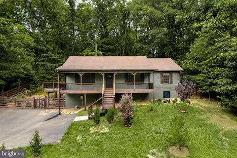 489 Vaught Dr, Front Royal, VA 22630