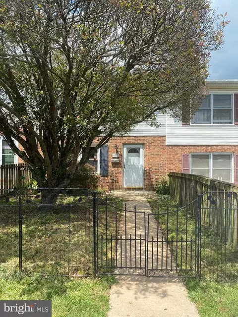 629 Highview St, Front Royal, VA 22630