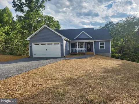 Dry Run Court, Front Royal, VA 22630