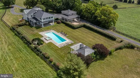 530 Ashby Station Rd, Front Royal, VA 22630