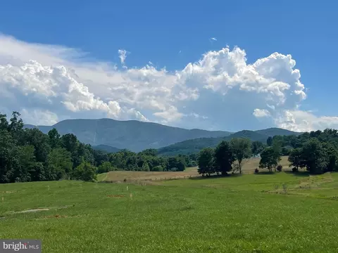 1 Buck Mountain Road, Bentonville, VA 22610