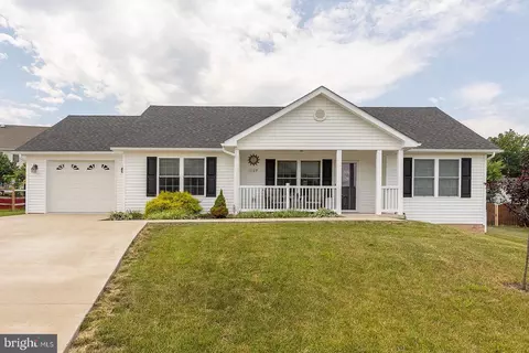 1129 Ashby St, Front Royal, VA 22630