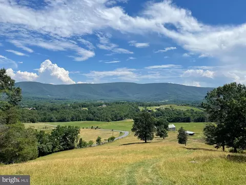 5 Buck Mountain Road, Bentonville, VA 22610