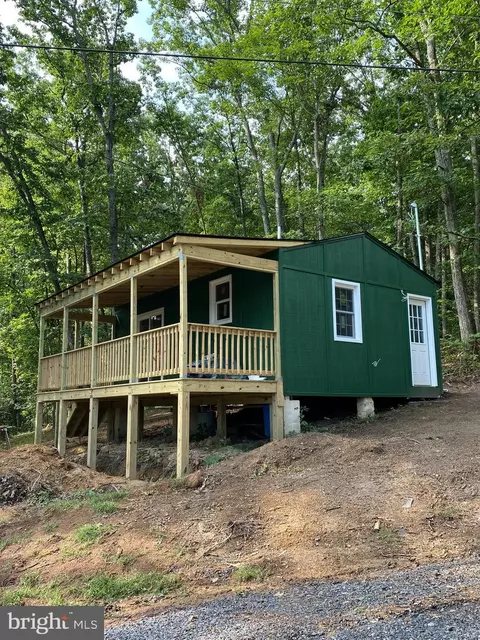 91 Acorn Nut Ln, Front Royal, VA 22630