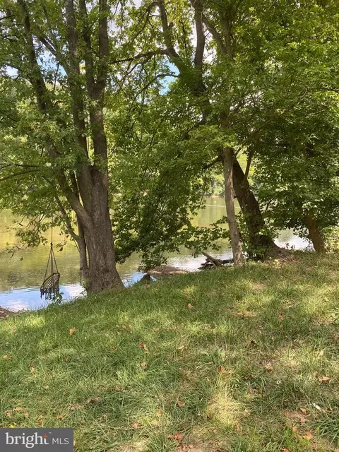 41 Old Dam Rd, Front Royal, VA 22630