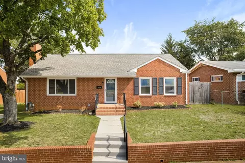 109 Manassas Ave, Front Royal, VA 22630