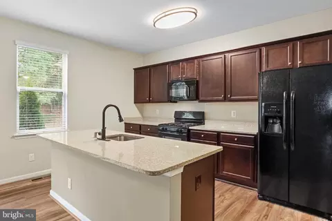 981 Shadows Dr, Front Royal, VA 22630