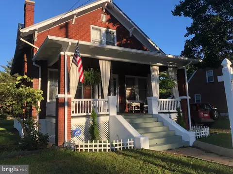 338 Cloud St, Front Royal, VA 22630 photo 2