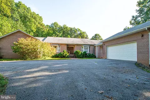 278 Poe Hill Rd, Front Royal, VA 22630