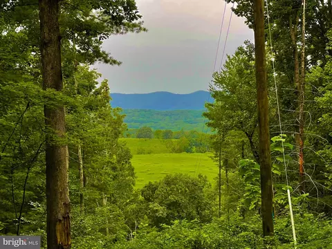 Whitney Lane, Bentonville, VA 22610