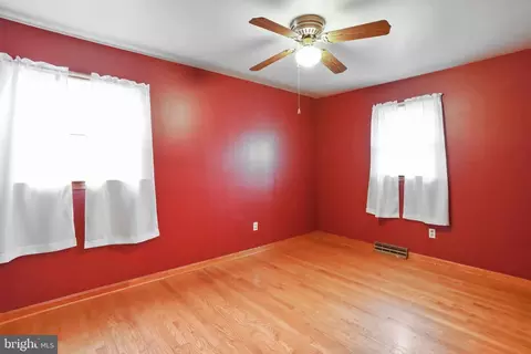 722 Manassas Ave, Front Royal, VA 22630 photo 16