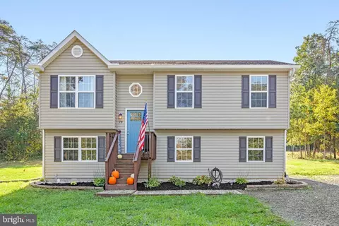 79 Marian Ln, Bentonville, VA 22610