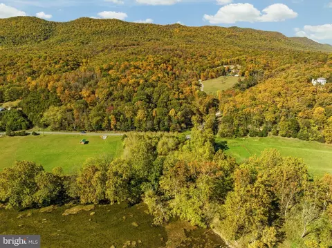 Panhandle Road, Bentonville, VA 22610