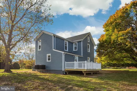 21 Walters Ln, Bentonville, VA 22610