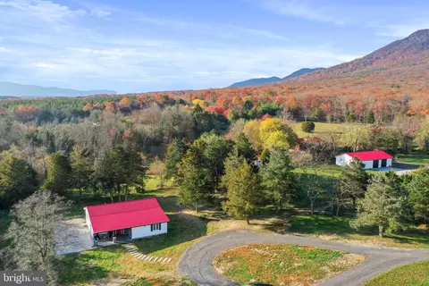 50 Rolling Valley Rd, Front Royal, VA 22630