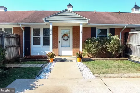 1314 Massanutten Ave, Front Royal, VA 22630