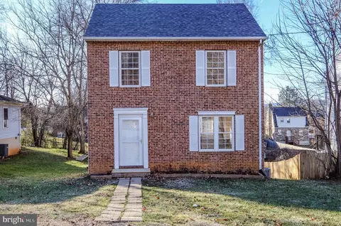 425 S Shenandoah Ave, Front Royal, VA 22630