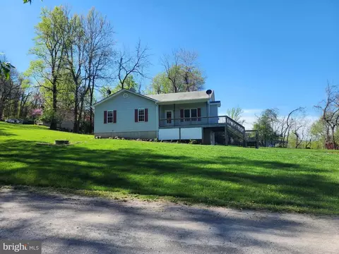 486 Steps To Heaven Rd, Linden, VA 22642