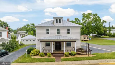 328 S Royal Ave, Front Royal, VA 22630