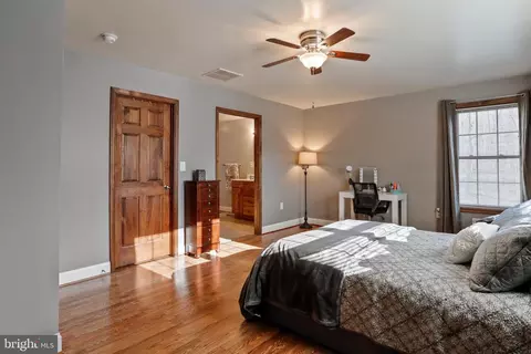 Bedroom - 4411 Panhandle Rd, Front Royal, VA 22630 photo 1 of 4