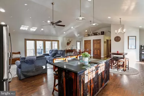 Kitchen - 4411 Panhandle Rd, Front Royal, VA 22630 photo 2 of 5