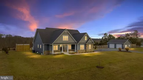 121 Gruver Grade Dr, Middletown, VA 22645