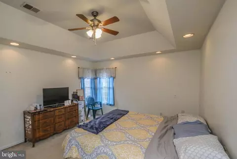 Bedroom - 54 Apache Ct, Front Royal, VA 22630 photo 2 of 12