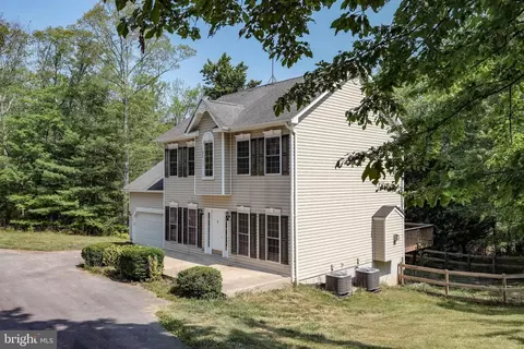Exterior - 54 Apache Ct, Front Royal, VA 22630 photo 2 of 8