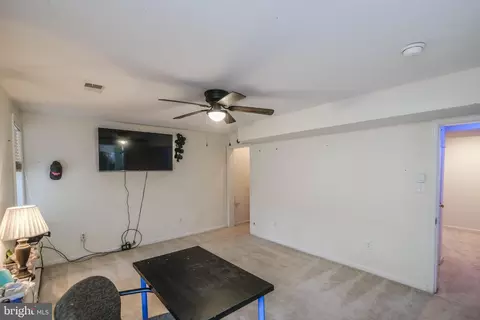Living - 54 Apache Ct, Front Royal, VA 22630 photo 1 of 3