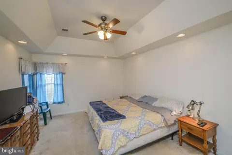 Bedroom - 54 Apache Ct, Front Royal, VA 22630 photo 1 of 12