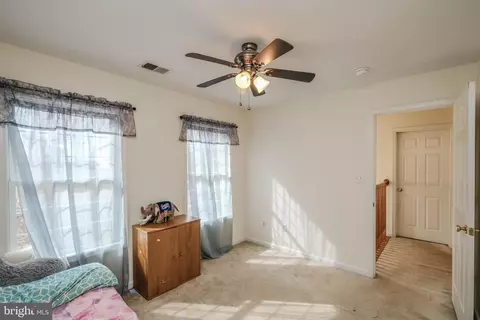 Bedroom - 54 Apache Ct, Front Royal, VA 22630 photo 10 of 12