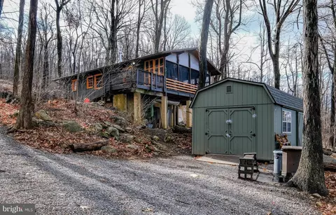 412 Trillium Trail Rd, Linden, VA 22642