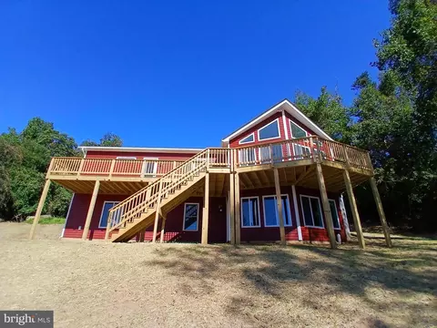 151 Arrowood Rd, Linden, VA 22642
