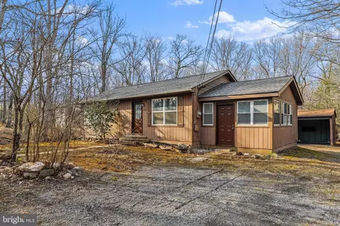 Exterior - 374 Arrowhead Rd, Front Royal, VA 22630 photo 4 of 11