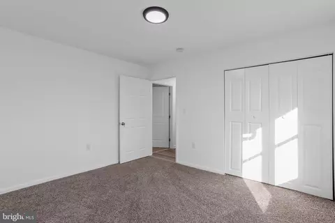 Bedroom - 374 Arrowhead Rd, Front Royal, VA 22630 photo 1 of 7