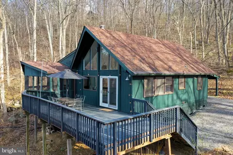 203 Mossy Rock Way, Front Royal, VA 22630