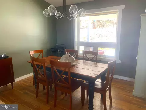 Dining - 577 Fire Trail Rd, Linden, VA 22642 photo 1 of 1