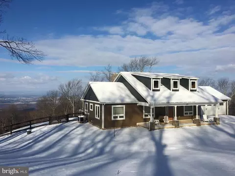 577 Fire Trail Rd, Linden, VA 22642