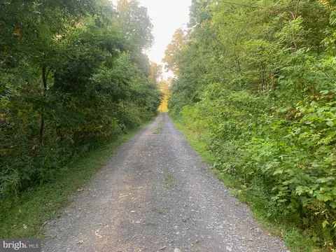 View/Area - 577 Fire Trail Rd, Linden, VA 22642 photo 5 of 5