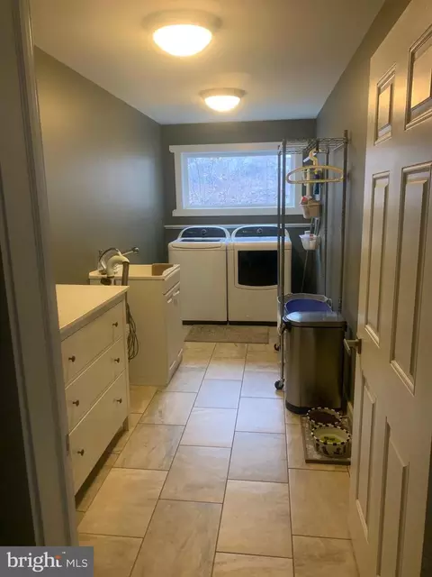 Other - 577 Fire Trail Rd, Linden, VA 22642 photo 5 of 8