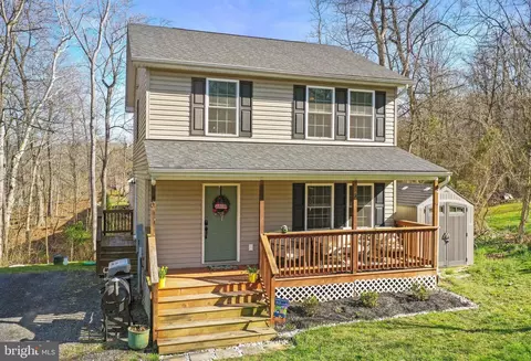 300 Persimmon Rd, Front Royal, VA 22630