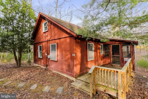 938 Arrowhead Rd, Front Royal, VA 22630