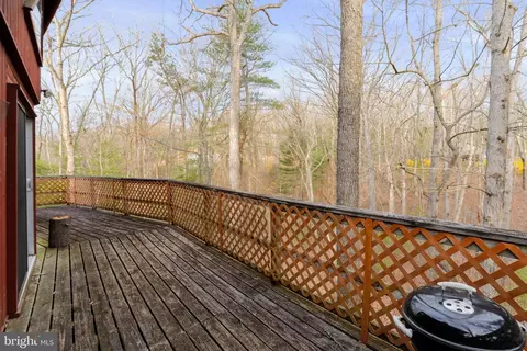 Exterior - 938 Arrowhead Rd, Front Royal, VA 22630 photo 6 of 10