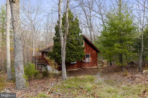 Exterior - 938 Arrowhead Rd, Front Royal, VA 22630 photo 3 of 10