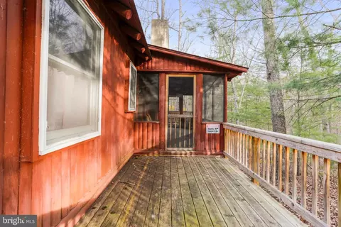 Exterior - 938 Arrowhead Rd, Front Royal, VA 22630 photo 4 of 10