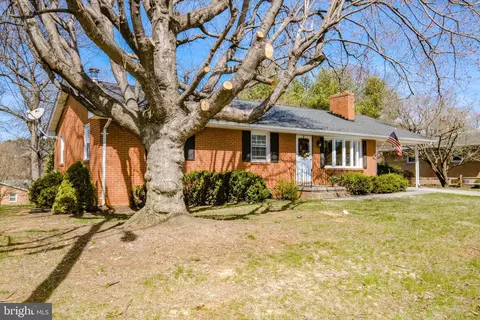 1004 E Stonewall Dr, Front Royal, VA 22630 photo 44