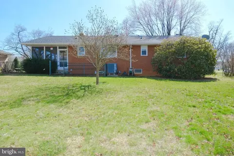 1004 E Stonewall Dr, Front Royal, VA 22630 photo 38