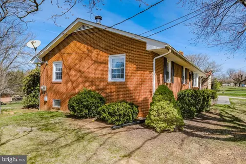 1004 E Stonewall Dr, Front Royal, VA 22630 photo 42