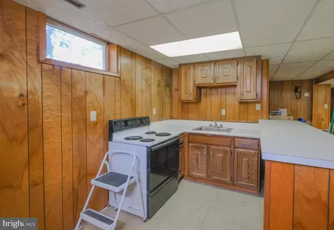 1004 E Stonewall Dr, Front Royal, VA 22630 photo 28