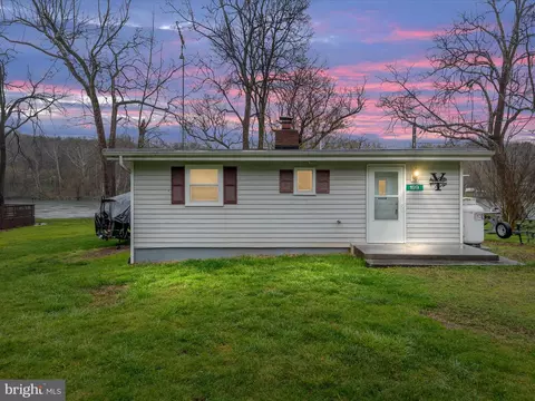 199 Avalon Dr, Front Royal, VA 22630